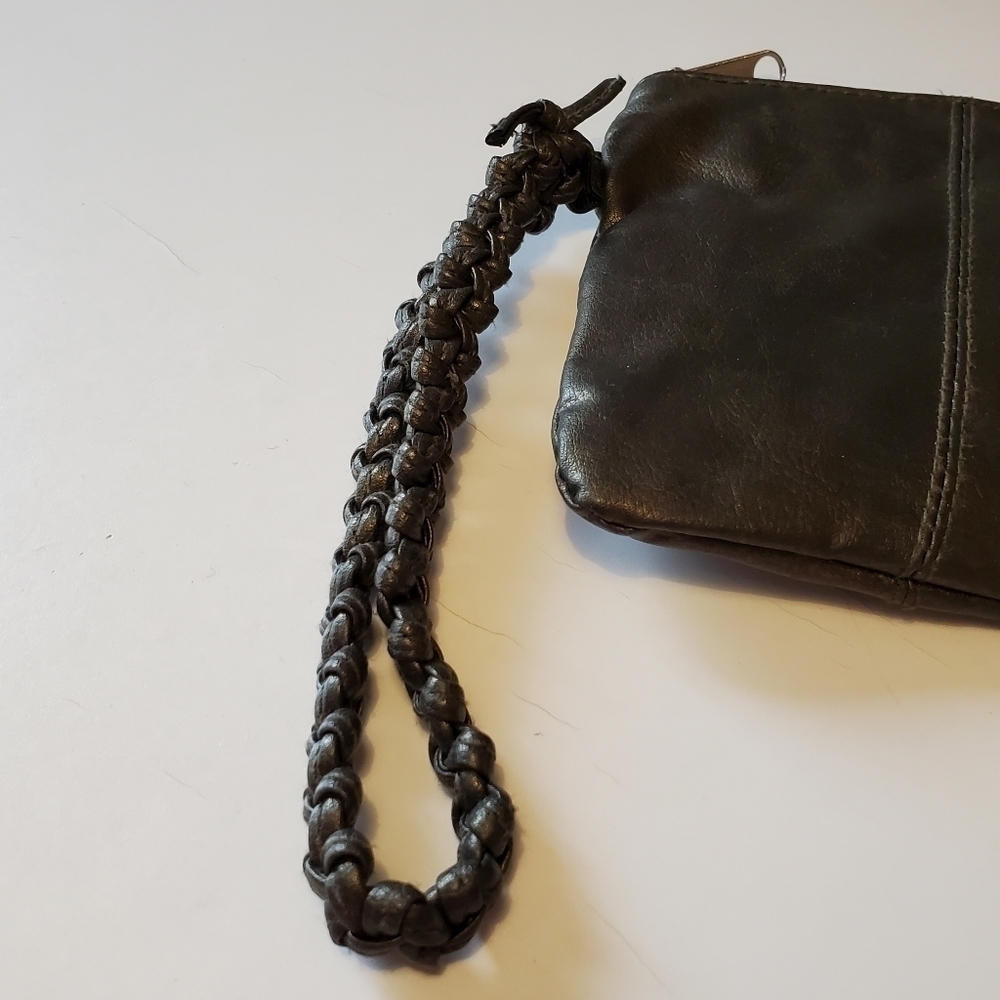 Steve Madden Metallic Geeen Wristlet Clutch - Picture 5 of 9